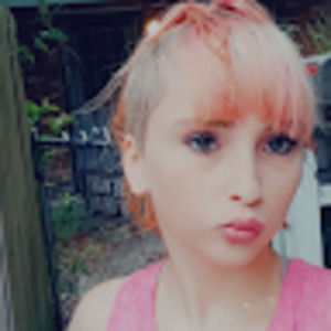 Meet your Posher, Rebekah